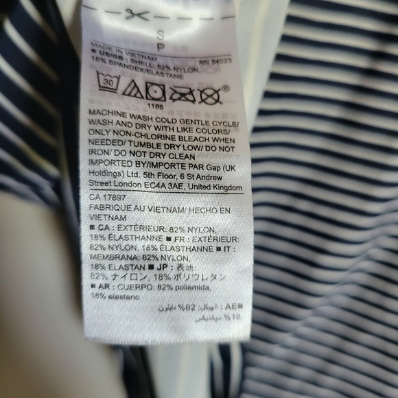 GAP Women's Long Sleeve Striped Surf Rash Guard Swim Size Small - Picture 4 of 4